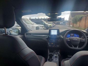 Ford Kuga 2.5 PHEV ST-Line 5dr CVT