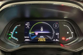 Renault Clio 1.6 E-TECH Hybrid 140 RS Line 5dr Auto