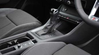 Audi Q3 40 TFSI Quattro S Line 5dr S Tronic