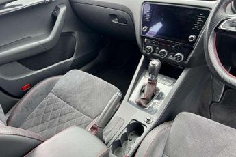 Skoda Octavia 2.0 TSI 245 vRS Challenge 5dr DSG