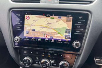 Skoda Octavia 2.0 TSI 245 vRS Challenge 5dr DSG