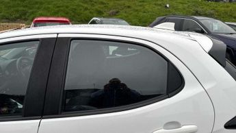 Toyota Yaris 1.5 Hybrid Icon 5dr CVT