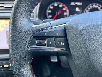 SEAT Arona 1.0 TSI 115 FR [EZ] 5dr DSG