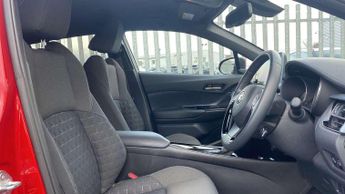 Toyota C-HR 1.8 Hybrid Design 5dr CVT