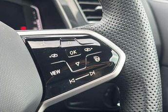 Volkswagen Tiguan 2.0 TDI R-Line 5dr DSG