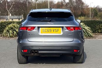 Jaguar F-Pace 2.0d [180] Chequered Flag 5dr Auto AWD