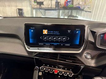 Peugeot 208 1.2 PureTech 100 Allure Premium 5dr EAT8