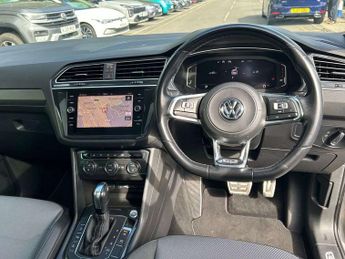 Volkswagen Tiguan 2.0 TDi 150 4Motion R-Line Tech 5dr DSG