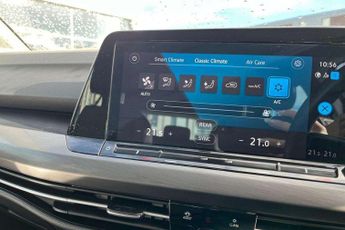 Volkswagen Golf 1.5 eTSI 150 Style 5dr DSG