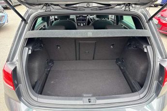 Volkswagen Golf 2.0 TDI R-Line 5dr DSG