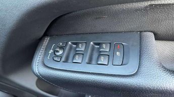 Volvo XC60 2.0 T5 [250] Momentum Pro 5dr Geartronic