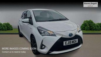 Toyota Yaris 1.5 Hybrid Design 5dr CVT