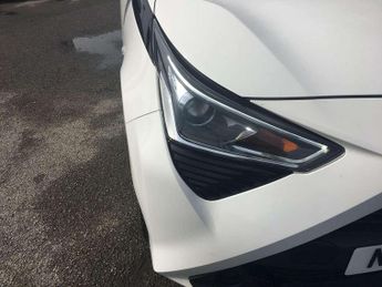 Toyota Aygo 1.0 VVT-i X-Play TSS 5dr