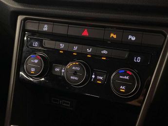 Volkswagen T-Roc 1.5 TSI EVO SE 5dr DSG