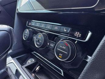 Volkswagen Arteon 2.0 TSI R-Line 5dr DSG