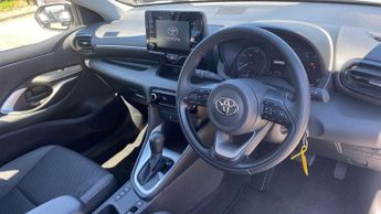 Toyota Yaris 1.5 Hybrid Icon 5dr CVT