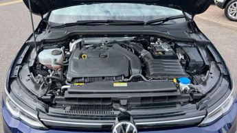 Volkswagen Golf 1.5 eTSI 150 Life 5dr DSG