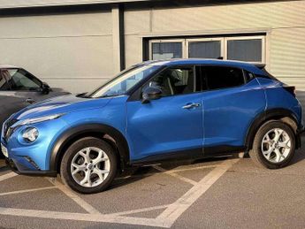 Nissan Juke 1.0 DiG-T N-Connecta 5dr DCT