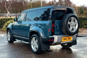 Land Rover Defender 3.0 D250 Hard Top SE Auto [3 Seat]