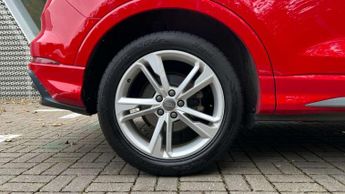 Audi Q3 35 TFSI S Line 5dr S Tronic