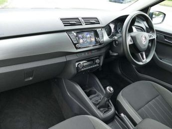 Skoda Fabia 1.0 TSI SE L 5dr