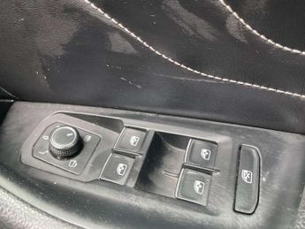 Volkswagen Passat 2.0 TDI SCR 190 R-Line 4dr DSG