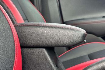 Kia Picanto 1.0 GT-line 5dr Auto [4 seats]