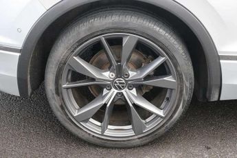 Volkswagen Tiguan 2.0 TDI R-Line 5dr DSG