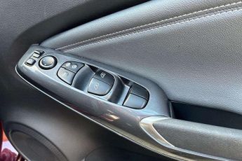 Nissan Juke 1.0 DiG-T N-Connecta 5dr