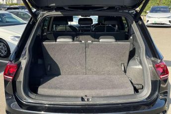 Volkswagen Tiguan Allspace 2.0 TDI R-Line 5dr DSG