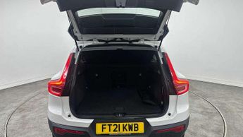Volvo XC40 1.5 T3 [163] Momentum 5dr Geartronic