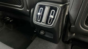 Volvo XC40 1.5 T3 [163] Momentum 5dr Geartronic