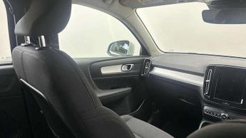 Volvo XC40 1.5 T3 [163] Momentum 5dr Geartronic