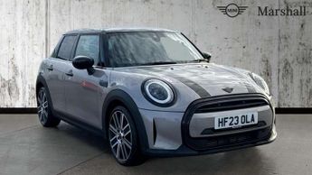 MINI Hatch 1.5 Cooper Exclusive 5dr Auto [Comfort/Nav Pack]