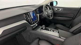 Volvo XC60 2.0 B5P Plus Dark 5dr AWD Geartronic