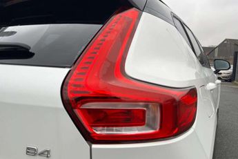 Volvo XC40 2.0 B4P R DESIGN 5dr Auto