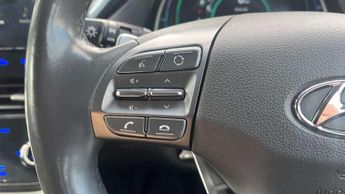 Hyundai IONIQ 1.6 GDi Plug-in Hybrid Premium SE 5dr DCT