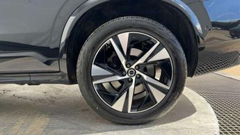 Volvo XC90 2.0 B5D [235] Plus Dark 5dr AWD Geartronic