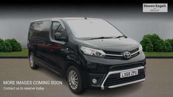 Toyota Proace 1.5D Shuttle Medium 5dr