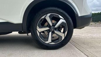 Nissan Qashqai 1.3 DiG-T MH 158 N-Connecta 5dr Xtronic