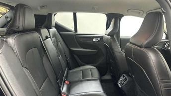 Volvo XC40 2.0 B5P Inscription 5dr AWD Auto