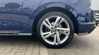 Volkswagen Golf 1.5 eTSI 150 R-Line 5dr DSG