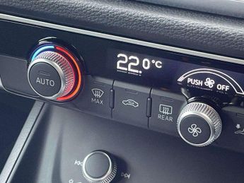 Audi Q3 35 TDI Technik 5dr S Tronic