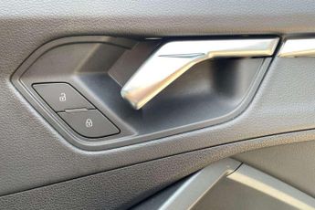 Audi Q3 35 TDI S Line 5dr S Tronic