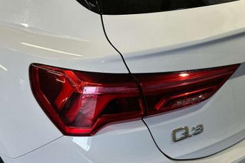 Audi Q3 35 TFSI Black Edition 5dr S Tronic