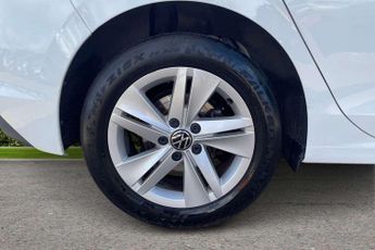 Volkswagen Golf 1.5 eTSI 150 Life 5dr DSG