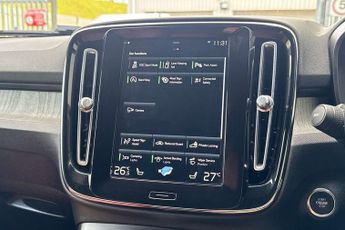 Volvo XC40 2.0 B4P Inscription Pro 5dr Auto