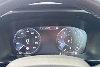 Volvo XC40 2.0 B4P Inscription Pro 5dr Auto