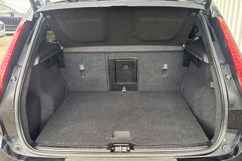 Volvo XC40 2.0 B4P Inscription Pro 5dr Auto