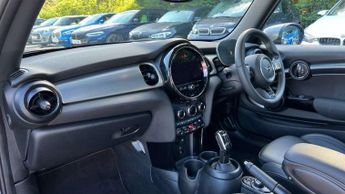 MINI Hatchback 1.5 Cooper Exclusive 3dr Auto